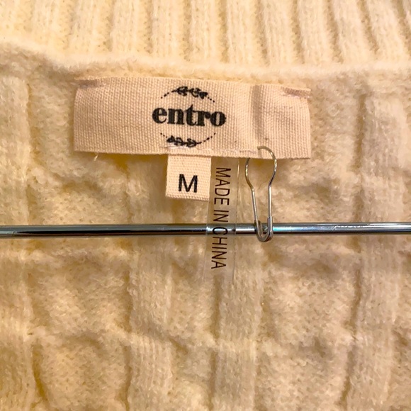 NWOT Entro Sz M Cream Sweater Knit Vest Top Oversized V Neck Plush Stretchy - Picture 4 of 8